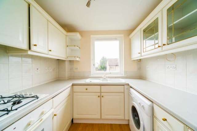  Image of 1 bedroom Flat for sale in Stuart Crescent East Craigs Edinburgh EH12 at Edinburgh, EH12 8XR