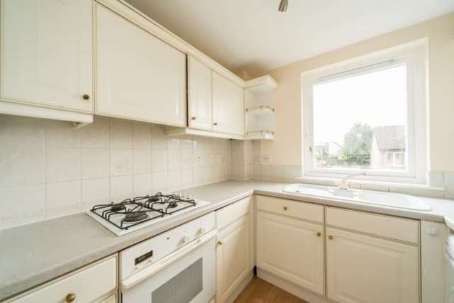  Image of 1 bedroom Flat for sale in Stuart Crescent East Craigs Edinburgh EH12 at Edinburgh, EH12 8XR