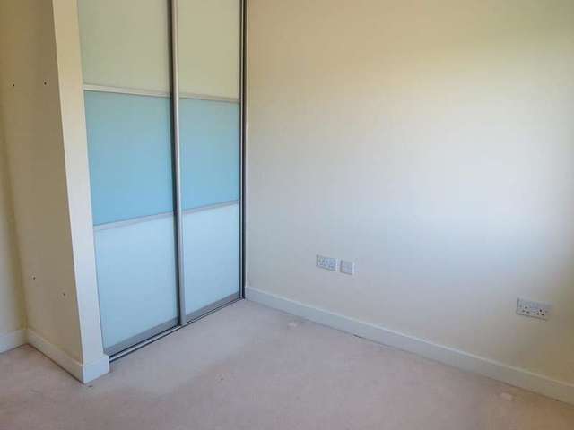  Image of 1 bedroom Flat for sale in Cornmill View Horsforth Leeds LS18 at Horsforth Leeds Leeds, LS18 5NJ