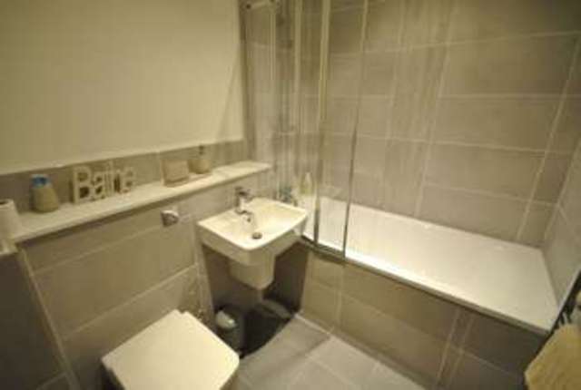  Image of 2 bedroom Flat to rent in Lower Bridge Street Chester CH1 at Lower Bridge Street  Chester, CH1 1RD