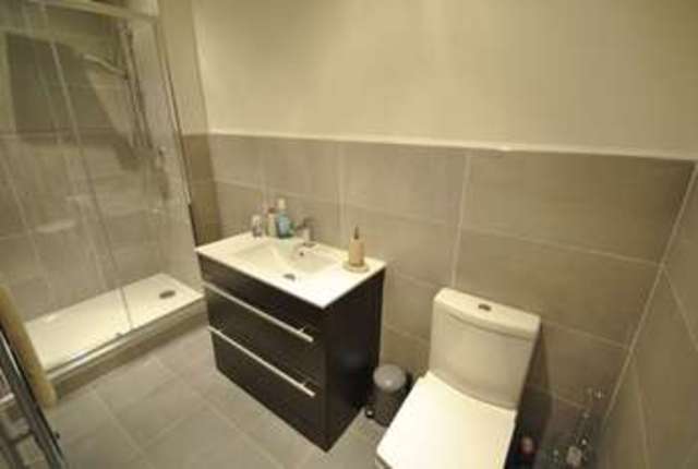  Image of 2 bedroom Flat to rent in Lower Bridge Street Chester CH1 at Lower Bridge Street  Chester, CH1 1RD