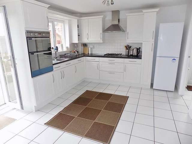  Image of 4 bedroom Detached house for sale in Angel Way North Cornelly Bridgend CF33 at Angel Way  Bridgend, CF33 4PB