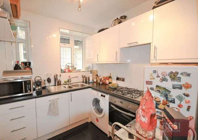  Image of 2 bedroom Flat to rent in Montagu Mansions London W1U at Montagu Mansions  London, W1U 6LG