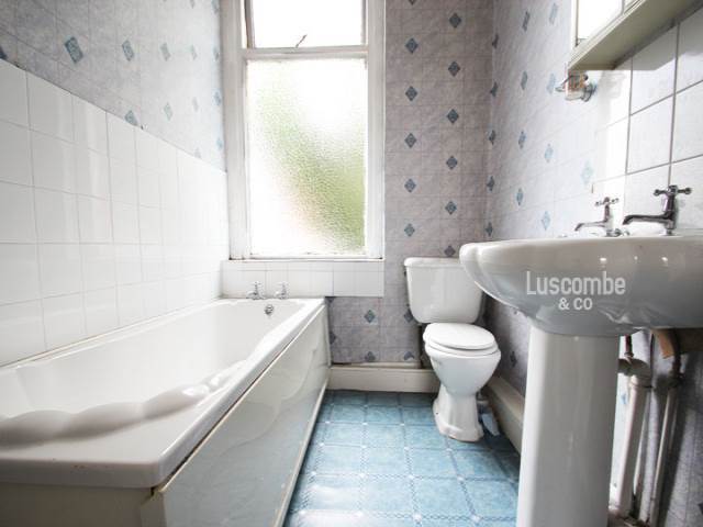  Image of 1 bedroom Flat to rent in Corporation Road Newport NP19 at Newport  Newport, NP19 0AJ