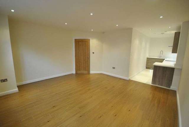  Image of 1 bedroom Flat to rent in Lower Bridge Street Chester CH1 at Lower Bridge Street Chester Chester, CH1 1RD