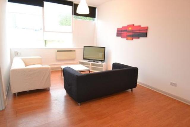  Image of 4 bedroom Flat to rent in Long Street London E2 at Long Street  Shoreditch, E2 8HJ