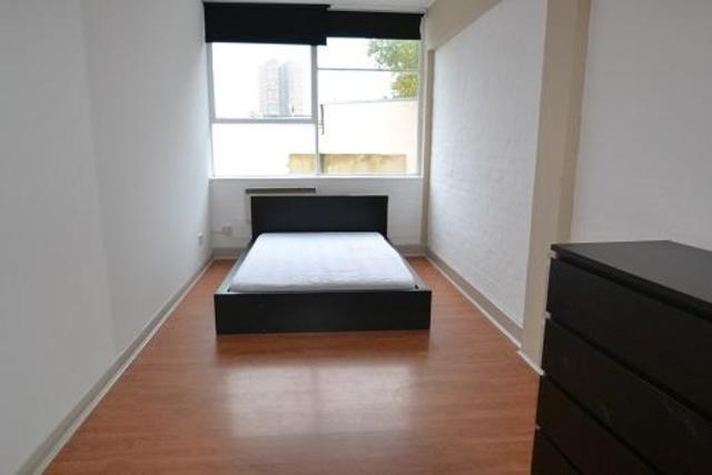 Image of 4 bedroom Flat to rent in Long Street London E2 at Long Street  Shoreditch, E2 8HJ