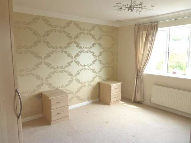  Image of 4 bedroom Detached house for sale in Swallow Close North Cornelly Bridgend CF33 at North Cornelly  North Cornelly, CF33 4PQ