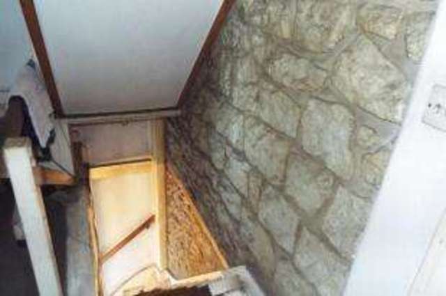  Image of 2 bedroom End of Terrace for sale in Wierton Road Boughton Monchelsea Maidstone ME17 at Wierton Road Boughton Monchelsea Chart Corner, ME17 4JW