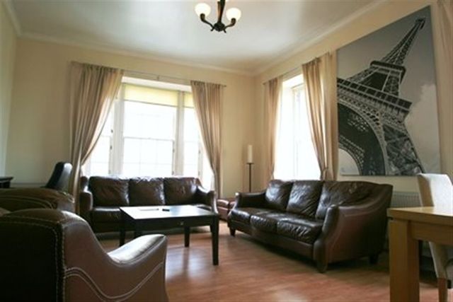  Image of 2 bedroom Flat to rent in Otago Street Glasgow G12 at Hillhead Glasgow Glasgow, G12 8PG