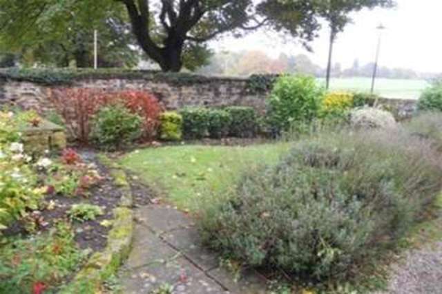  Image of 2 bedroom Detached house to rent in Heath Wakefield WF1 at Wakefield, WF1 5SN