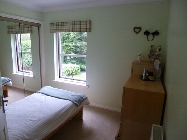  Image of 3 bedroom Flat to rent in Cottage Green Edinburgh EH4 at Barnton Edinburgh Edinburgh, EH4 6RJ