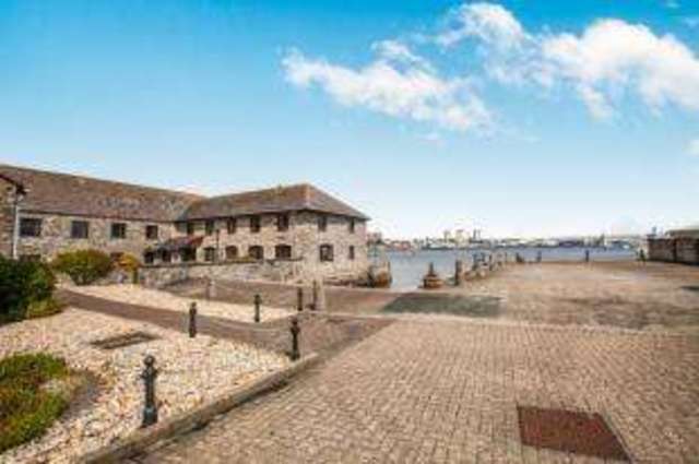  Image of 3 bedroom Flat for sale in Marine Drive Torpoint PL11 at Marine Drive Torpoint Torpoint, PL11 2FH