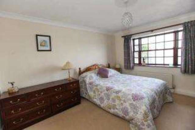  Image of 3 bedroom Flat for sale in Marine Drive Torpoint PL11 at Marine Drive Torpoint Torpoint, PL11 2FH