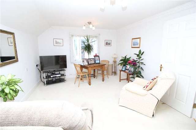  Image of 1 bedroom Retirement Property for sale in York Road Woking GU22 at 5 York Road Woking Woking, GU22 7XP