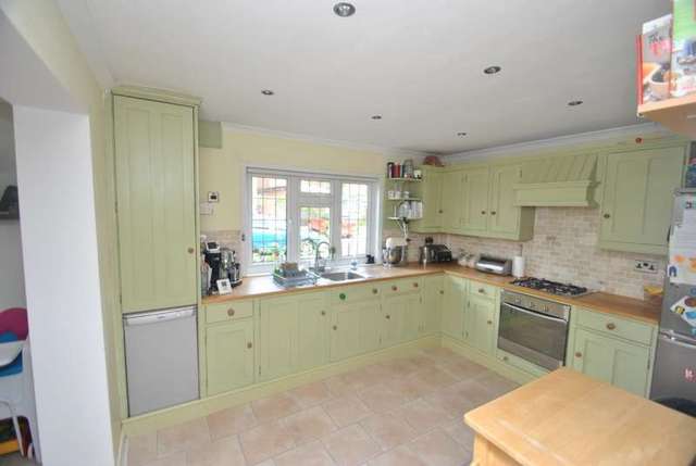  Image of 3 bedroom Cottage for sale in Main Road Knockholt Sevenoaks TN14 at Homevale Cottages Main road  Knockholt, TN14 7JF
