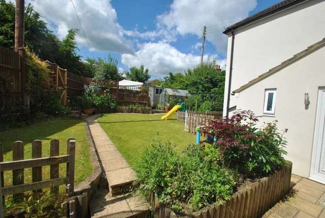  Image of 3 bedroom Cottage for sale in Main Road Knockholt Sevenoaks TN14 at Homevale Cottages Main road  Knockholt, TN14 7JF