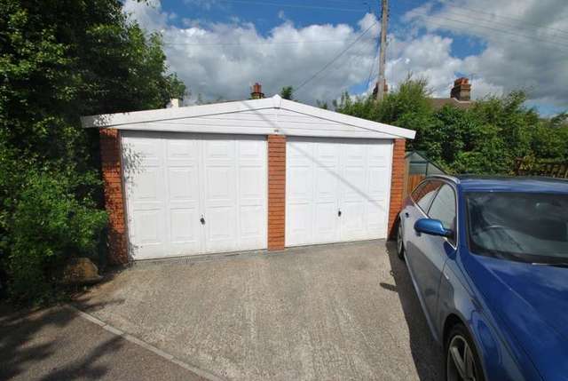  Image of 3 bedroom Cottage for sale in Main Road Knockholt Sevenoaks TN14 at Homevale Cottages Main road  Knockholt, TN14 7JF