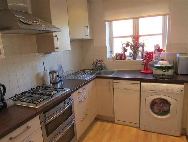  Image of 3 bedroom Terraced house to rent in Leverton Gardens Wantage OX12 at Naldertown  Wantage, OX12 9NY