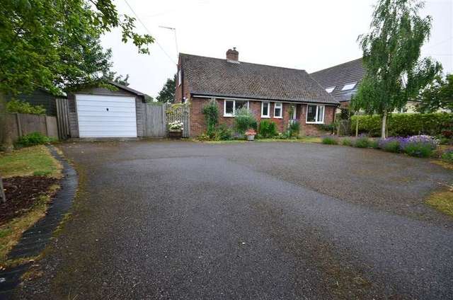  Image of 4 bedroom Bungalow for sale in Station Road Headcorn Ashford TN27 at Headcorn Ashford Headcorn, TN27 9SA