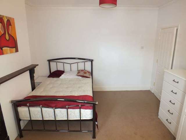  Image of 1 bedroom Detached house to rent in Wantage Road Reading RG30 at Reading Berkshrie Reading, RG30 2SE