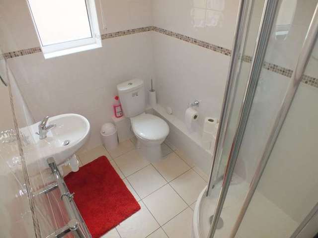  Image of 1 bedroom Detached house to rent in Wantage Road Reading RG30 at Reading Berkshrie Reading, RG30 2SE