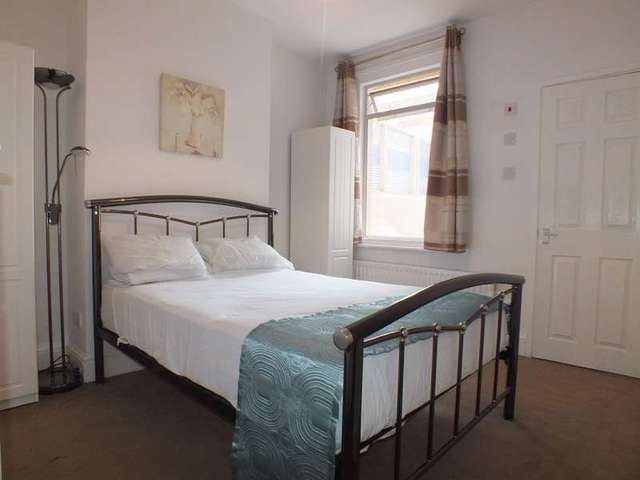  Image of 1 bedroom Detached house to rent in Wantage Road Reading RG30 at Reading Berkshire Reading, RG30 2SE
