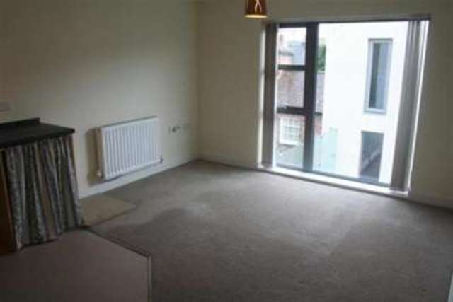 Image of 1 bedroom Flat to rent in Corporation Street Taunton TA1 at Taunton, TA1 4BB