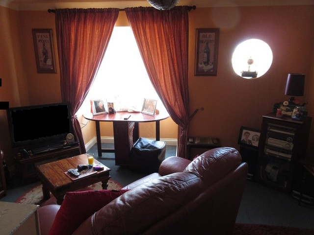  Image of 1 bedroom Property for sale in Gainsborough Court Corby NN18 at Gainsborough Court  Corby, NN18 0RR