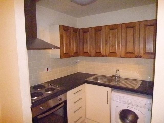  Image of 2 bedroom Flat to rent in Boothacre Cottages Edinburgh EH6 at Leith Links Edinburgh Edinburgh, EH6 7QW