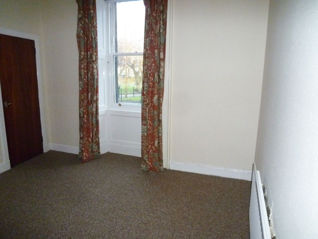  Image of 2 bedroom Flat to rent in Boothacre Cottages Edinburgh EH6 at Leith Links Edinburgh Edinburgh, EH6 7QW