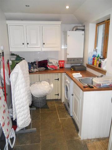  Image of 3 bedroom Cottage to rent in The Loan West Linton EH46 at West Linton Borders Borders, EH46 7HE