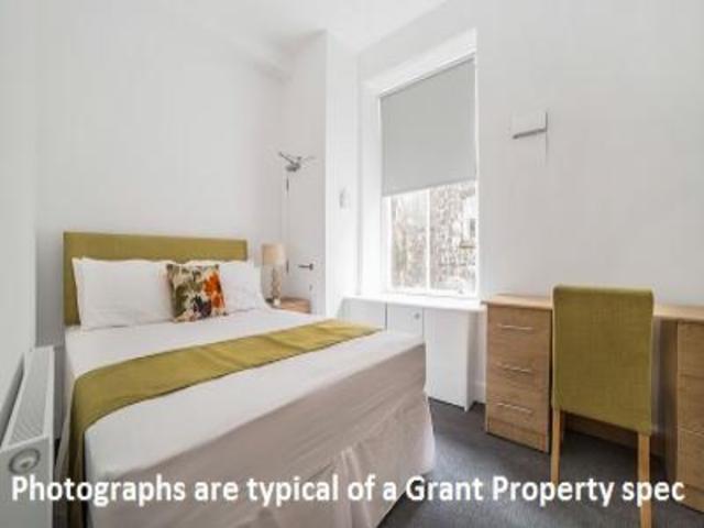  Image of 3 bedroom Flat to rent in Montague Street Edinburgh EH8 at Newington Edinburgh Edinburgh, EH8 9QU