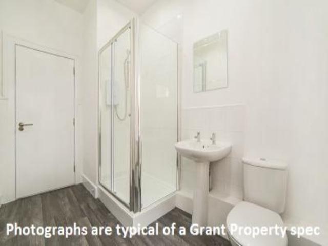  Image of 3 bedroom Flat to rent in Montague Street Edinburgh EH8 at Newington Edinburgh Edinburgh, EH8 9QU