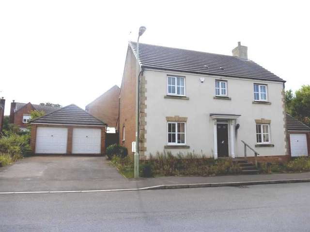  Image of 4 bedroom Detached house for sale in Heol Y Cwrt North Cornelly Bridgend CF33 at North Cornelly  North Cornelly, CF33 4AX