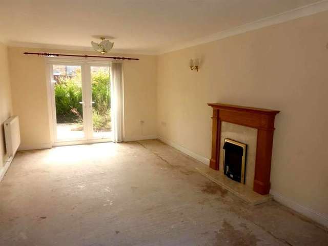  Image of 4 bedroom Detached house for sale in Heol Y Cwrt North Cornelly Bridgend CF33 at North Cornelly  North Cornelly, CF33 4AX