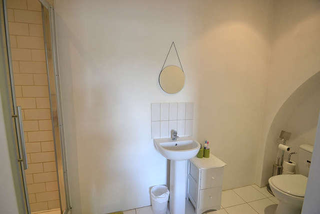 Image of 1 bedroom Flat to rent in Northgate End Bishop