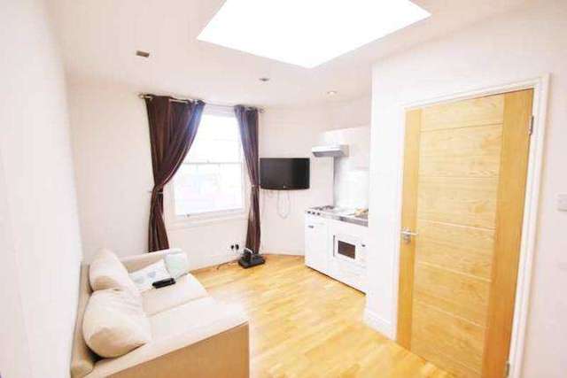  Image of 1 bedroom Flat to rent in Eresby Place London NW6 at Swiss Cottage London Swiss Cottage, NW6 4JT