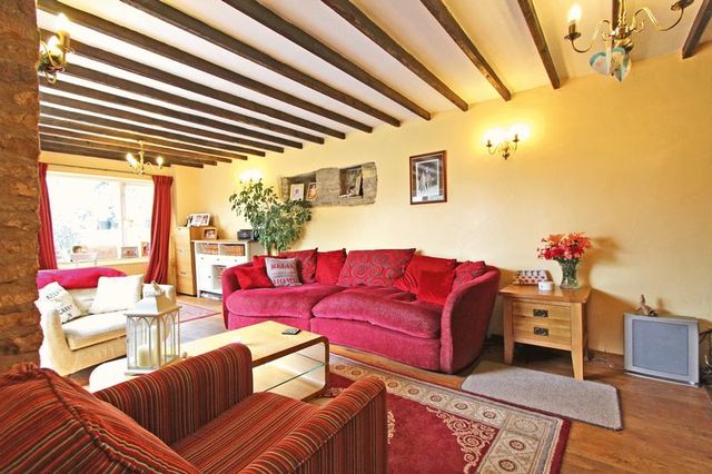  Image of 4 bedroom Detached house for sale in High Street Corby Glen Grantham NG33 at 45 High Street Corby Glen Grantham, NG33 4LU