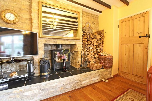  Image of 4 bedroom Detached house for sale in High Street Corby Glen Grantham NG33 at 45 High Street Corby Glen Grantham, NG33 4LU