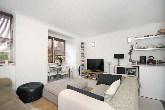  Image of 1 bedroom Flat to rent in Adelaide Road London NW3 at Adelaide Road Swiss Cottage Camden, NW3 3PY