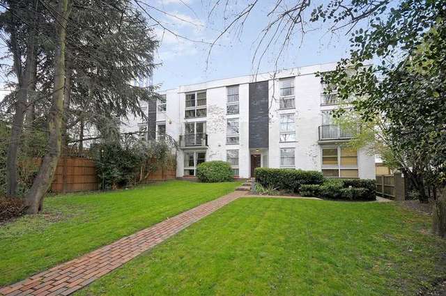  Image of 1 bedroom Flat to rent in Adelaide Road London NW3 at Adelaide Road Swiss Cottage Camden, NW3 3PY