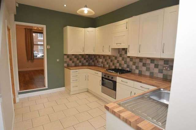  Image of 2 bedroom Terraced house to rent in Montague Street Bulwell Nottingham NG6 at Montague Street  Bulwell, NG6 8EU