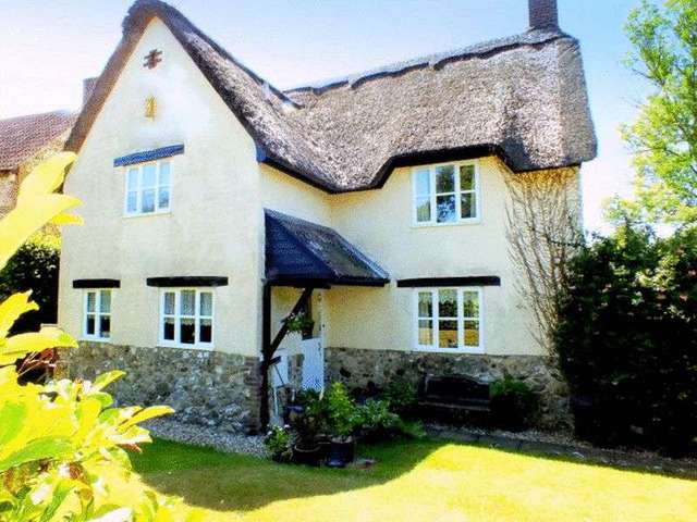  Image of 3 bedroom Detached house for sale in Whitchurch Canonicorum Bridport DT6 at Whitchurch Canonicorum BRIDPORT, DT6 6RH