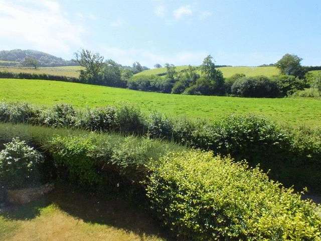  Image of 3 bedroom Detached house for sale in Whitchurch Canonicorum Bridport DT6 at Whitchurch Canonicorum BRIDPORT, DT6 6RH