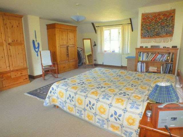  Image of 3 bedroom Detached house for sale in Whitchurch Canonicorum Bridport DT6 at Whitchurch Canonicorum BRIDPORT, DT6 6RH