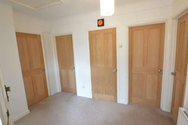  Image of 2 bedroom Detached house to rent in Corinthian Road Chandler