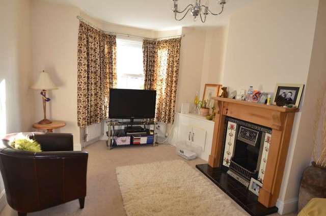  Image of 4 bedroom Cottage to rent in North Road Ascot SL5 at Chavey Down, SL5 8RP