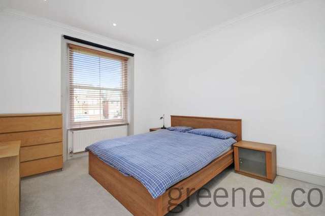  Image of 2 bedroom Flat to rent in Fellows Road London NW3 at Swiss Cottage London Camden, NW3 3JH
