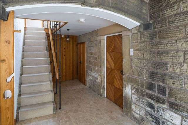  Image of 5 bedroom Property for sale in Moor End Lane Silkstone Common Barnsley S75 at Moor End Lane Silkstone Common Barnsley, S75 4RA